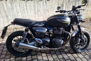 Triumph Speed Twin 1200