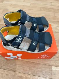 Sandalo biomecanics 27