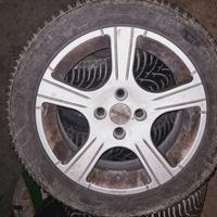 N. 4 PNEUMATICI INV. 195/50 R15 + N. 4 CERCHI MOMO