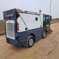 Spazzatrice stradale Schmitd Swingo 200 compact