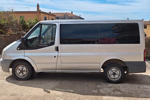 Furgone Ford transit