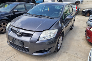 Toyota Auris 1.4cc diesel anno 2008 ricambi