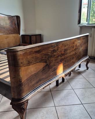 Letto matrimoniale in legno - ritiro in loco