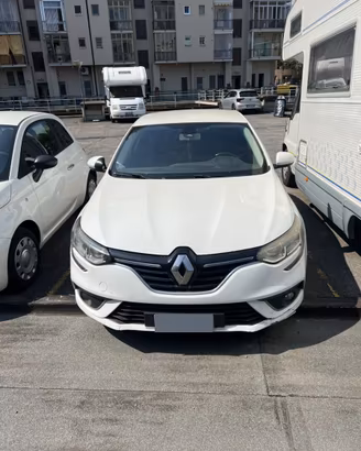 AUTOCARRO N1 - MEGANE IV dci 8V 110cv