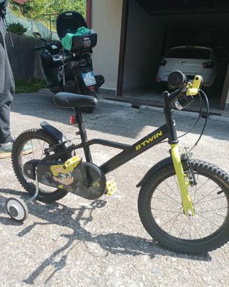 Bicicletta con rotelle