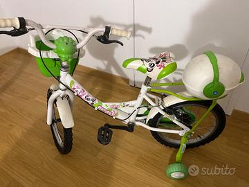 bicicletta per bambini con 4 ruote