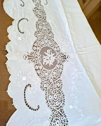 Set matrimoniale in puro lino e pizzo Cantù