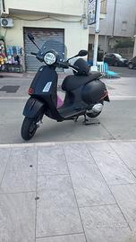 Vespa gts super 310