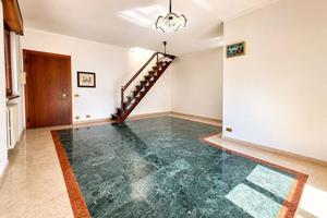 Attico / Mansarda di 105 m² con 3 locali a Milano
