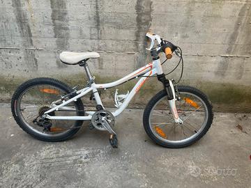 Specialized Hotrock 20 bambina/bambino, 20", 6 vel