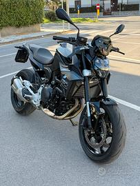 BMW F900R