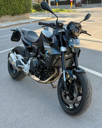 BMW F900R