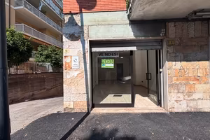 PE 119 Locale commerciale ristrutturato