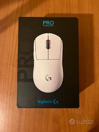 Mouse logitech pro superlight bianco