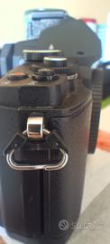 OLYMPUS OM-D, E- M5...leggi bene...