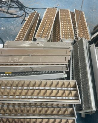 Portalampade metallici