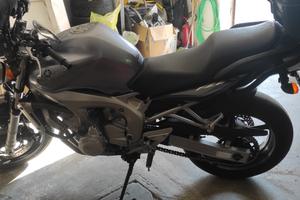 Yamaha FZ6 - 2006