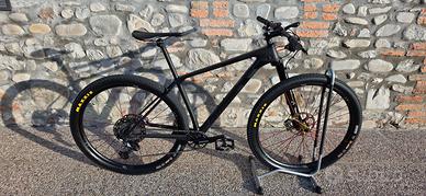 MTB XC CANNONDALE F-SI CARBON 1 PARI AL NUOVO