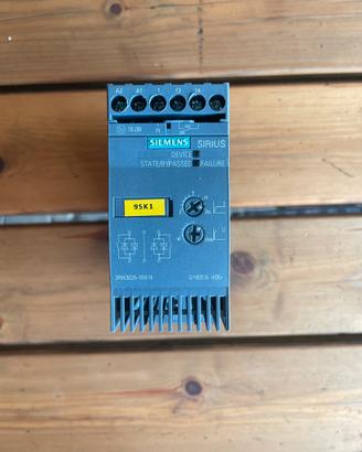 3RW3018-1BB14 SIEMENS