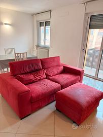 Divano + pouf Poltronesofà