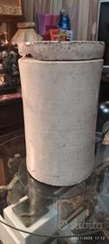 antico vaso smaltato con coperchio 