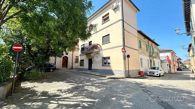 3 LOCALI A MORDANO