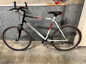 Mountain Bike RockRider