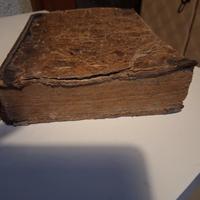 Collezione di nr.36 antichi libri dal 1688