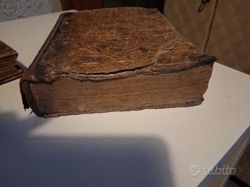 Collezione di nr.36 antichi libri dal 1688