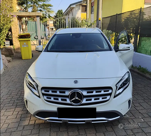 Mercedes GLA sport benzina