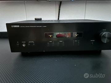 Amplificatore stereo  yhamaha  a-s201