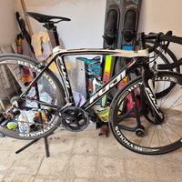 FUJI SST 1.0 gruppo sram force 22