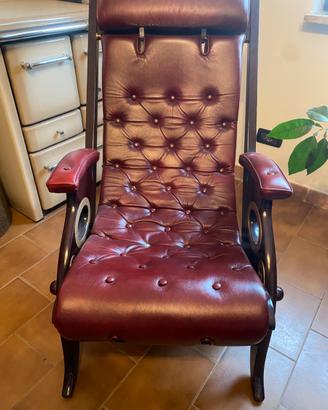Poltrona reclinabile in pelle bordeaux nuova
