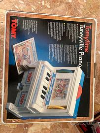 Tuneyville Piano (Tomytime)