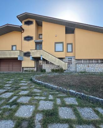 Via Labanca - prestigiosa villa indipendente