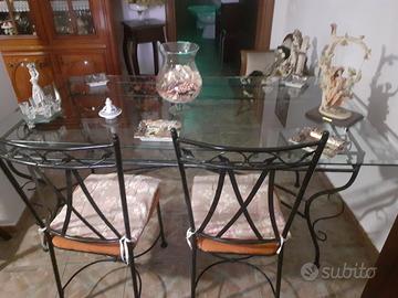 tavolo in cristallo e4 sedie