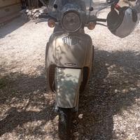 scarabeo 150 cc.