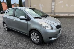 Toyota Yaris 1.0 5 porte Sol