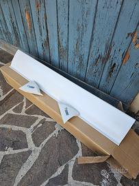 Spoiler universale Fiamma camper 