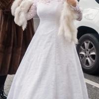 Abito da sposa sartoriale manica lunga