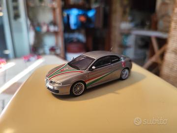 Alfa Romeo GT 3.2 V6 2003 in scala 1/43, Fabbri