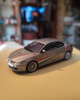 Alfa Romeo GT 3.2 V6 2003 in scala 1/43, Fabbri