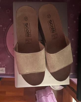Sandali con zeppa in camoscino nuove 37