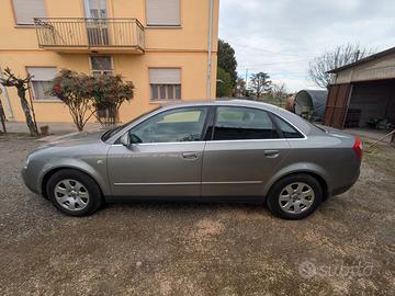 AUDI A4 con 128.000km
