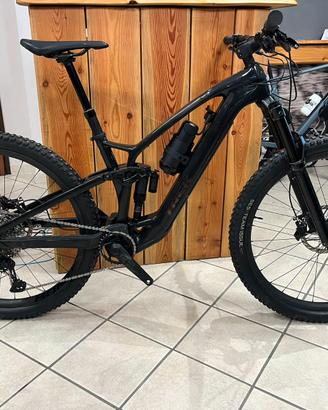 E-bike carbon TREK FUEL-EXe 9.8 tg M 520 Wh18,1 Kg