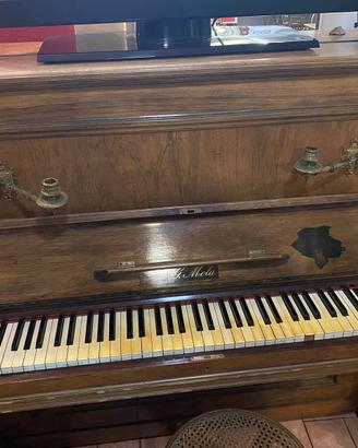 Pianoforte perfettamente funzionante