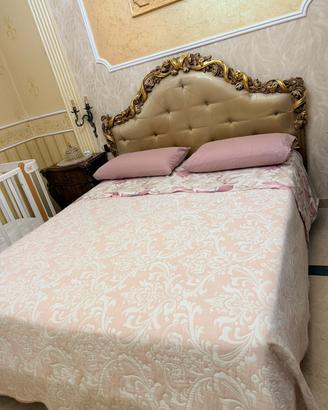 Letto classico moderno