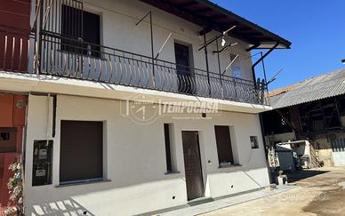 RIF. 407 - BILOCALE RISTRUTTURATO CON BOX E POSTO