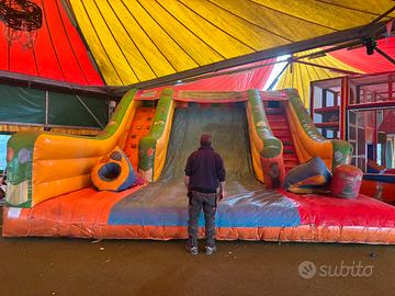 Gonfiabili giganti per bambini