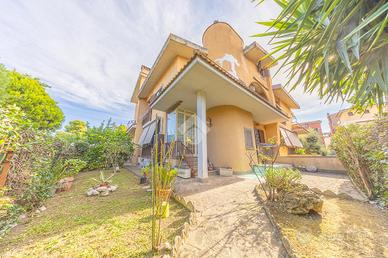 PORZIONE DI QUADRIFAMILIARE A ROMA